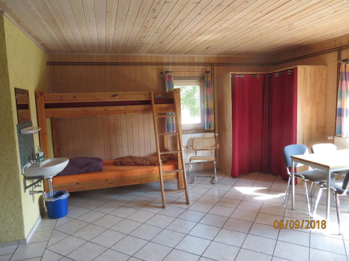 Gruppenbungalow-Waldhaus-Am Ferienpark Mirow Eksteriør billede
